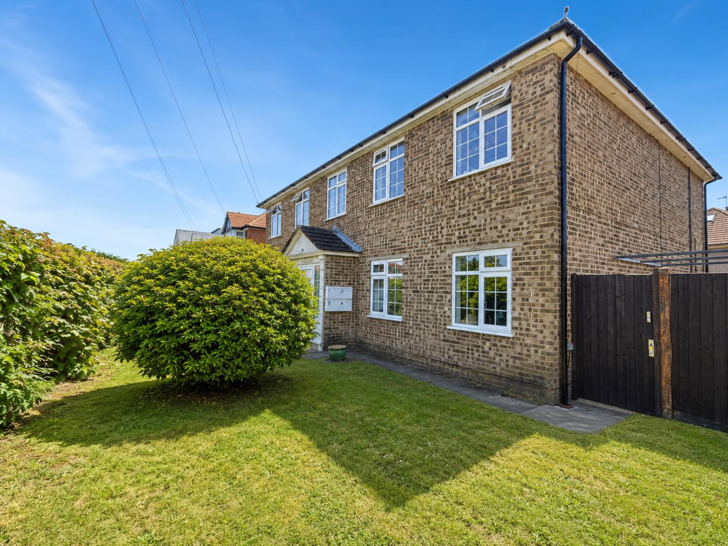 Station Crescent, Ashford